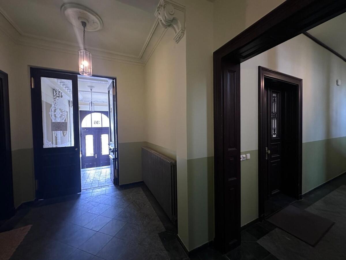 Apartment Waldstrasse Living
